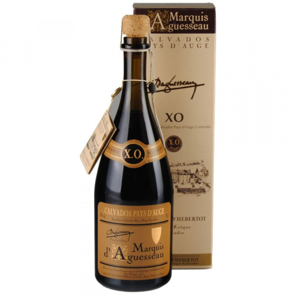 Кальвадос Marquis d'Aguesseau XO 12 ans (gift box)